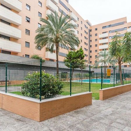 Keywise Perfect Location Next To Maria Zambrano Station, Central , Beach ,Pool And Free Parking Málaga Exterior foto