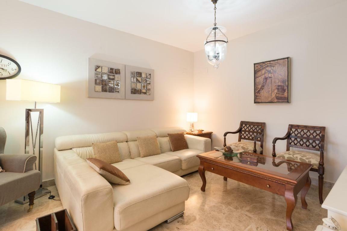 Keywise Perfect Location Next To Maria Zambrano Station, Central , Beach ,Pool And Free Parking Málaga Exterior foto