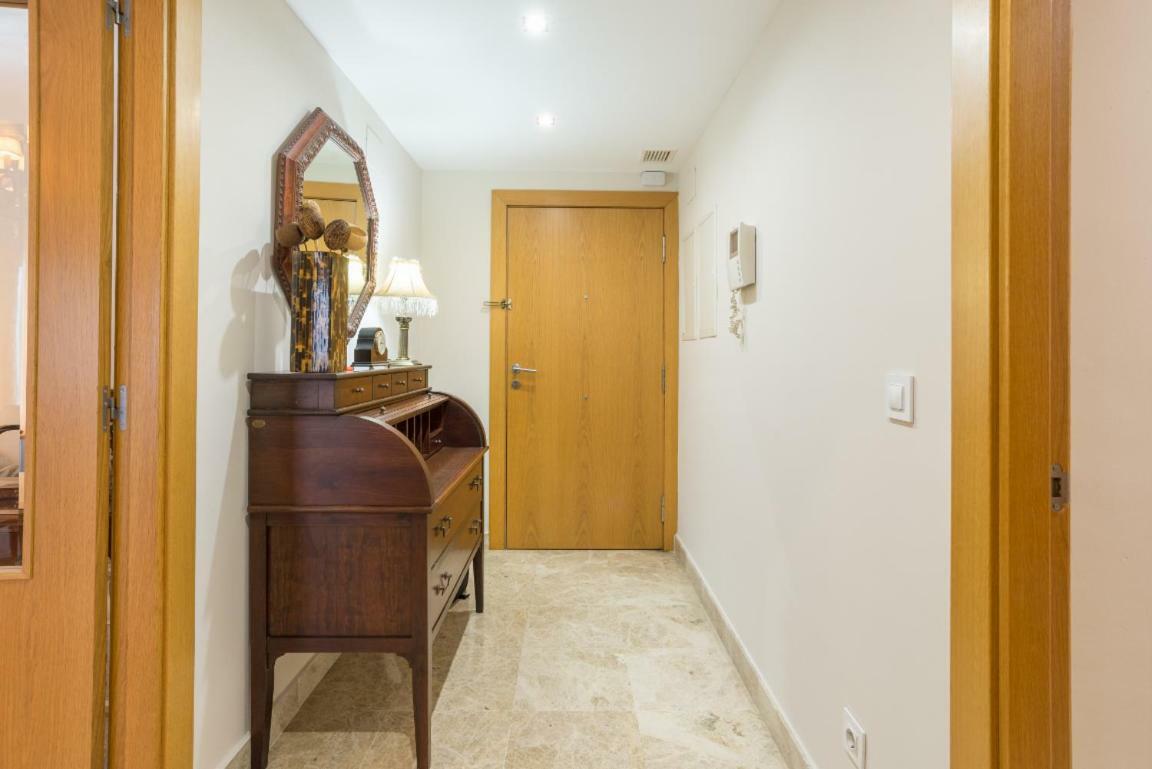 Keywise Perfect Location Next To Maria Zambrano Station, Central , Beach ,Pool And Free Parking Málaga Exterior foto