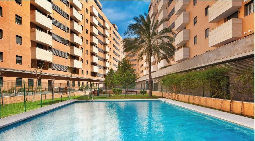 Keywise Perfect Location Next To Maria Zambrano Station, Central , Beach ,Pool And Free Parking Málaga Exterior foto