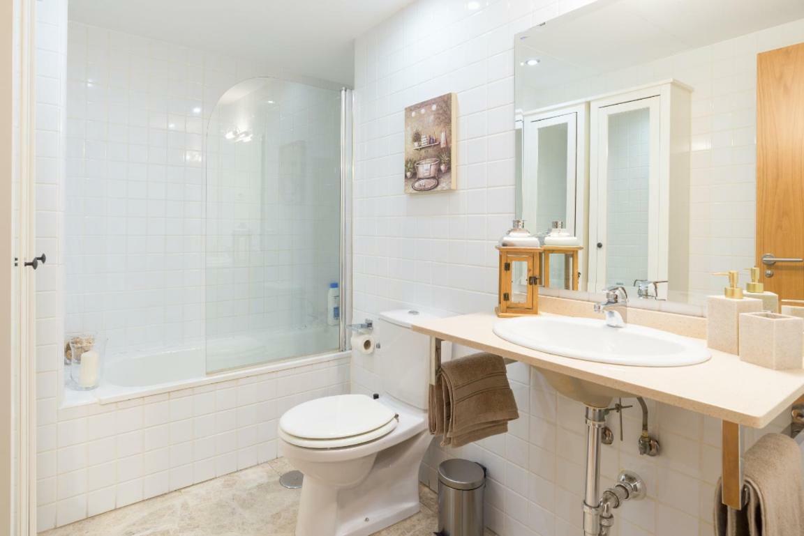 Keywise Perfect Location Next To Maria Zambrano Station, Central , Beach ,Pool And Free Parking Málaga Exterior foto