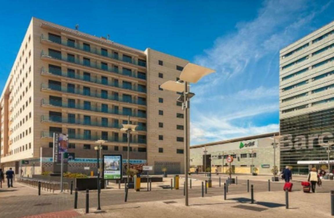 Keywise Perfect Location Next To Maria Zambrano Station, Central , Beach ,Pool And Free Parking Málaga Exterior foto