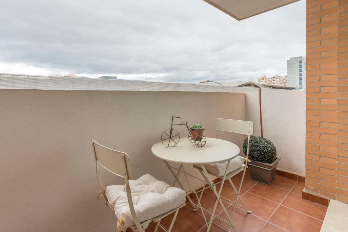 Keywise Perfect Location Next To Maria Zambrano Station, Central , Beach ,Pool And Free Parking Málaga Exterior foto