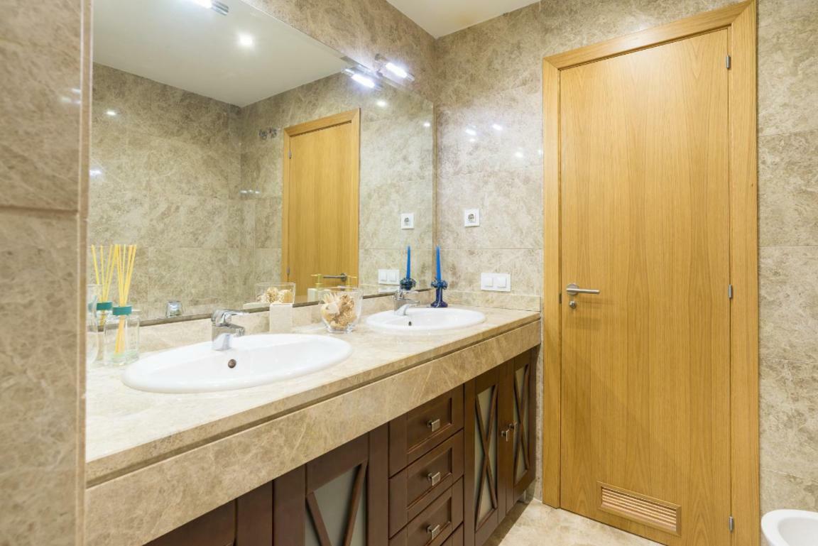 Keywise Perfect Location Next To Maria Zambrano Station, Central , Beach ,Pool And Free Parking Málaga Exterior foto